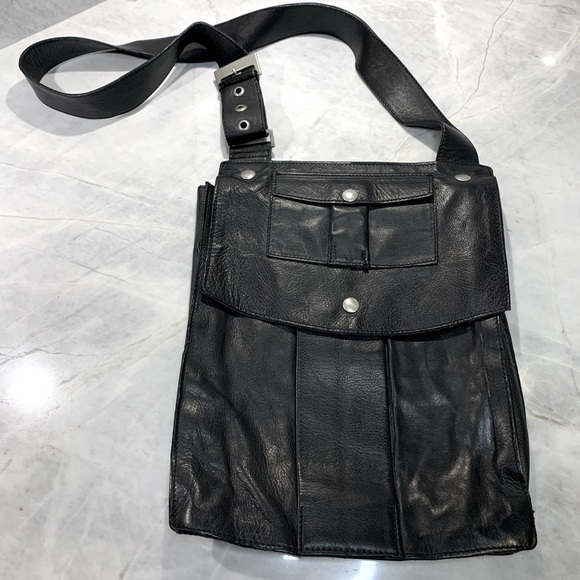H&M x Karl Lagerfeld black leather cross body bag with silver hardware *Rare* - Picture 2 of 14